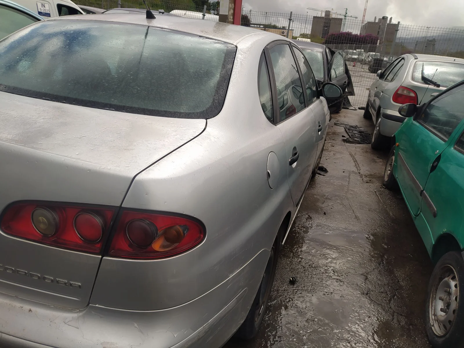 Foto de PUENTE TRASERO SEAT CORDOBA BERLINA (6L2) 1.4 16V (101 CV / 74 KW) referencia 6Q0500051BC