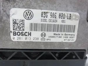 Foto de CENTRALITA MOTOR UCE SKODA OCTAVIA BERLINA (1U2) referencia 03G906021LB foto 2