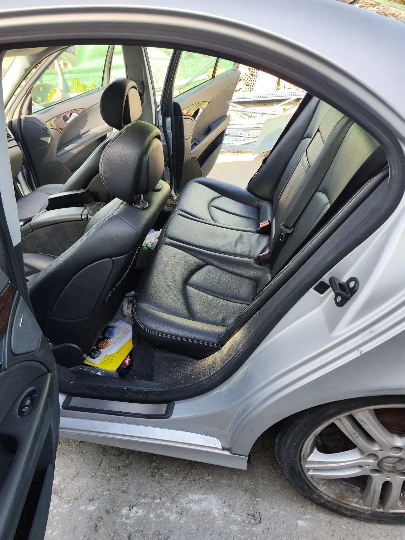 Foto de GOMAS CONTORNO PUERTA MERCEDES-BENZ CLASE E (BM 211) BERLINA 3.0 CDI CAT (190 CV / 140 KW)