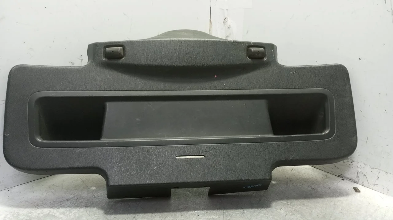 Foto de GUARNECIDO PORTON TRASERO SEAT IBIZA BERLINA (6J5) 1.4 16V (86 CV / 63 KW) referencia 6J4867601E