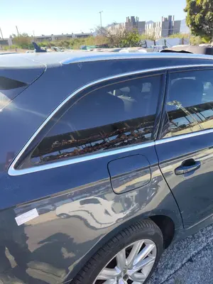 Foto de LUNA CUSTODIA TRASERA DERECHA AUDI A6 AVANT (4GD) 2.0 16V TDI (190 CV / 140 KW) referencia 4F9845299