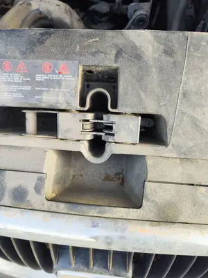 Foto de CERRADURA CAPO SEAT ALTEA (5P1) 1.9 TDI (105 CV / 77 KW) referencia 5P1823509D 9B9
