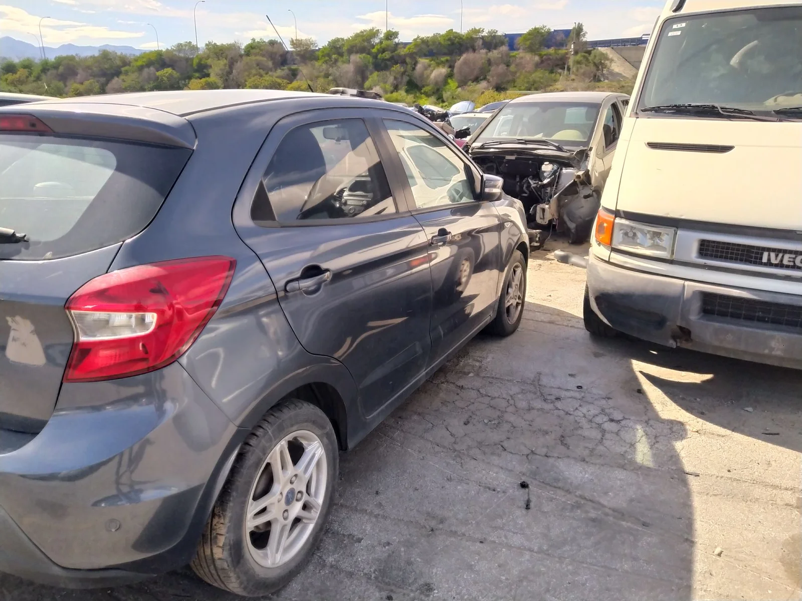 Foto de TUBO ESCAPE TRASERO FORD KA+ (CDU) 1.2 Ti-VCT CAT (86 CV / 63 KW)