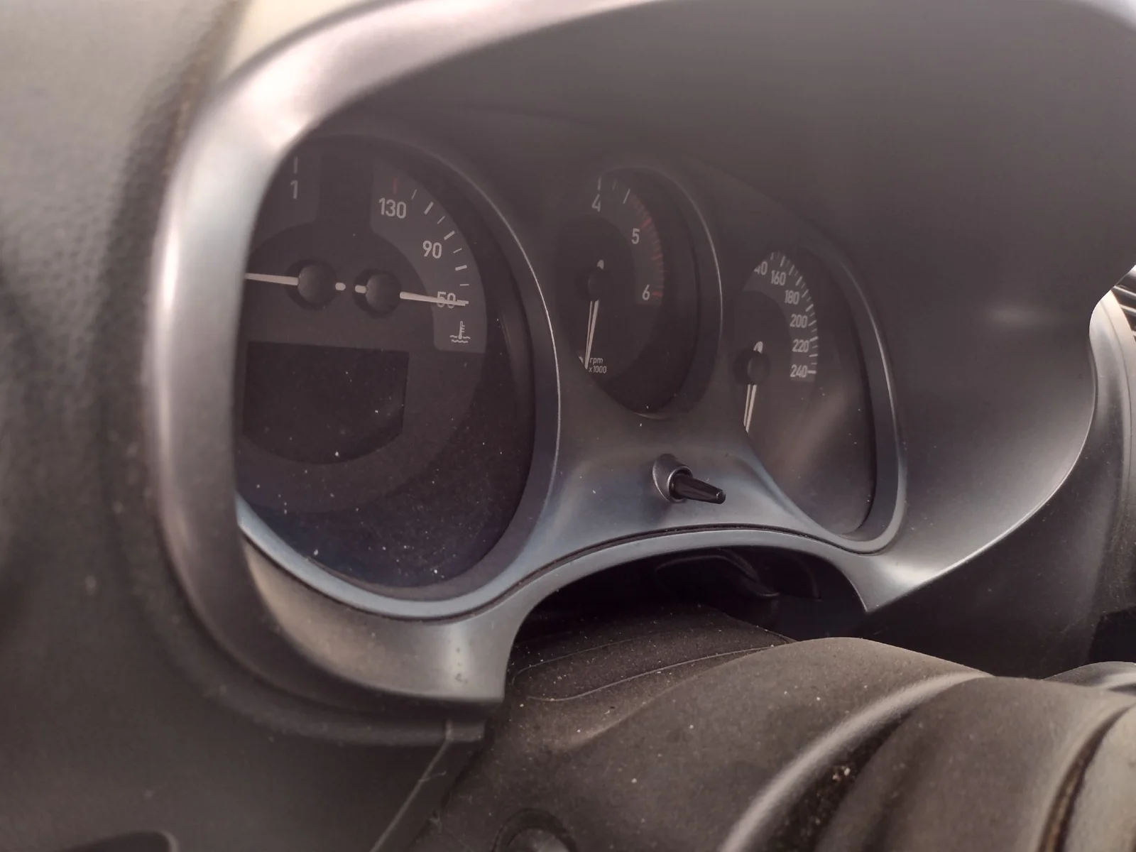 Foto de CUADRO INSTRUMENTOS SEAT LEON (1P1) 2.0 TDI (140 CV / 103 KW)