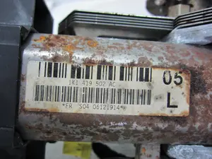 Foto de COLUMNA DIRECCION VOLKSWAGEN GOLF PLUS V (5M1) 1.6 (102 CV / 75 KW) referencia 1K1419502AC foto 4