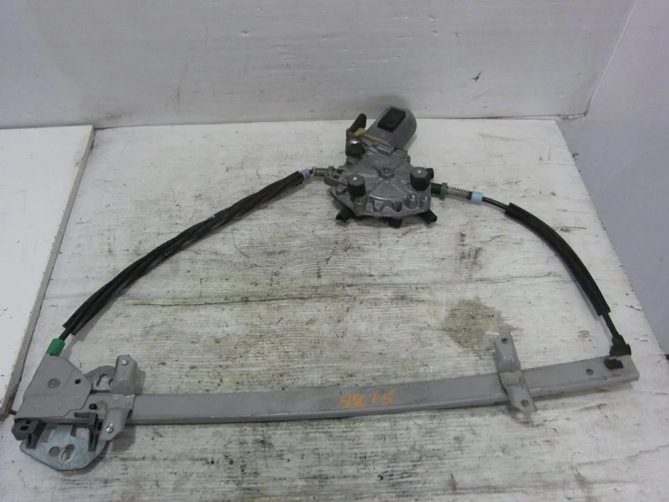 Foto de ELEVALUNAS DELANTERO IZQUIERDO FORD ESCORT BERL./TURNIER 1.6 16V CAT (90 CV / 66 KW) referencia 0531823404