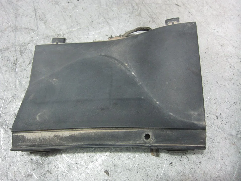 Foto de MOLDURA TOYOTA AVENSIS CROSS SPORT (T27) 1.8 16V CAT (147 CV / 108 KW) referencia 578305040