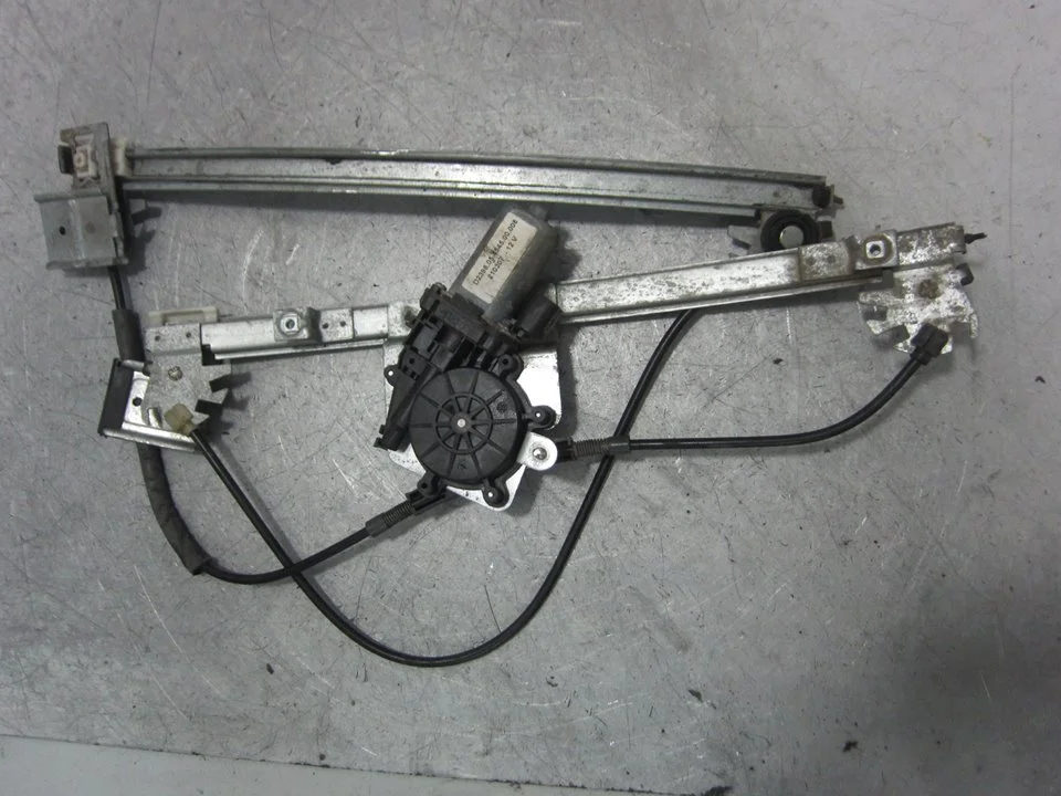 Foto de ELEVALUNAS DELANTERO IZQUIERDO SEAT IBIZA (6K1) 1.4 (60 CV / 44 KW) referencia D239805454500008