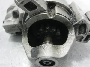 Foto de MOTOR ARRANQUE BMW SERIE 3 BERLINA (E90) 2.0 16V Diesel (163 CV / 120 KW) referencia 0001139002 foto 6