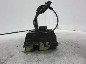 Foto de CERRADURA PUERTA TRASERA DERECHA RENAULT LAGUNA II (BG0) 1.9 dCi Diesel (120 CV / 88 KW) referencia 000658