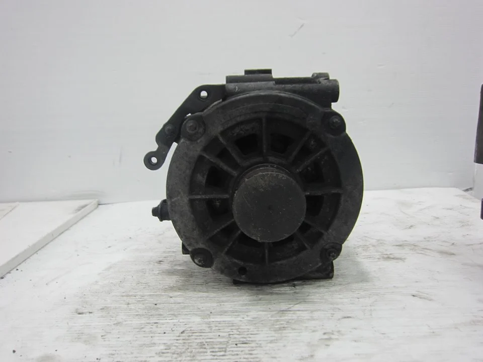 Foto de ALTERNADOR MERCEDES-BENZ CLASE C (BM 203) BERLINA 2.2 CDI CAT (116 CV / 85 KW) referencia A0001501750