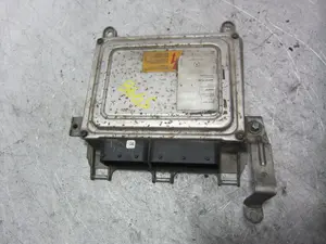 Foto de CENTRALITA MOTOR UCE MERCEDES-BENZ CLASE A (BM 169) 1.5 CAT (95 CV / 70 KW) referencia A2661533479 foto 2