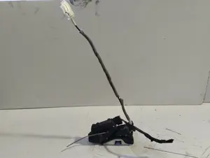 Foto de CERRADURA PUERTA DELANTERA IZQUIERDA BMW SERIE 3 BERLINA (E46) referencia FTL241