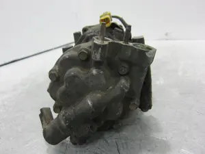 Foto de COMPRESOR AIRE ACONDICIONADO PEUGEOT 407 referencia 9648138980 foto 9