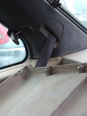 Foto de CINTURON SEGURIDAD TRASERO DERECHO LAND ROVER FREELANDER (LN) 2.0 Td4 CAT (112 CV / 82 KW)