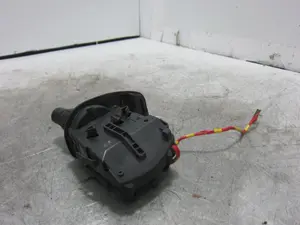 Foto de MANDO LUCES RENAULT KANGOO II (F/KW0) 1.5 dCi Diesel CAT (86 CV / 63 KW) referencia 88102001 foto 4