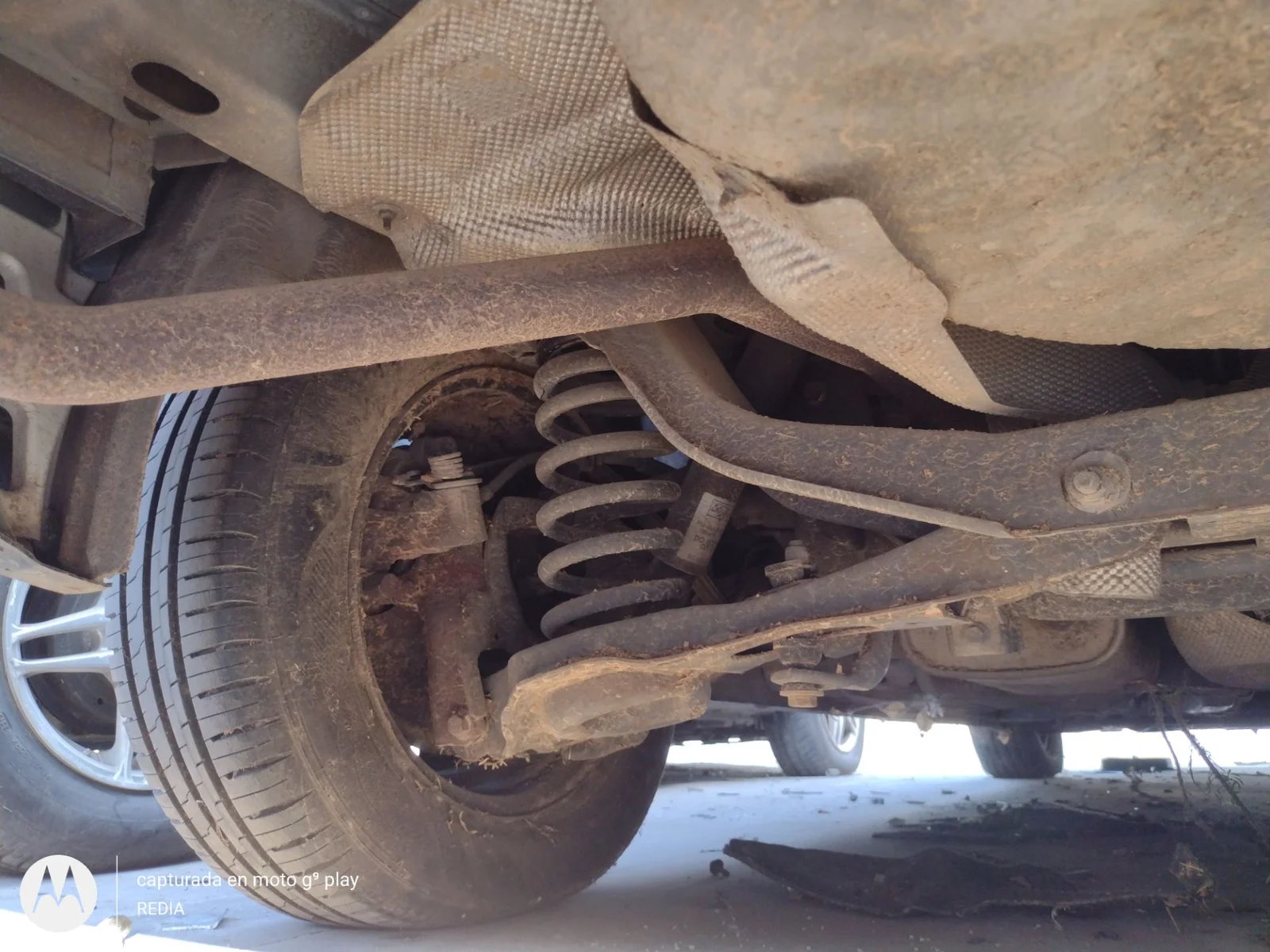 Foto de MANGUETA TRASERA IZQUIERDA FORD FOCUS SPORTBREAK (CAP) 1.6 16V CAT (101 CV / 74 KW)