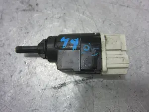 Foto de INTERRUPTOR DACIA LOGAN II 1.5 dCi Diesel FAP CAT (75 CV / 55 KW) referencia 253206170R foto 1