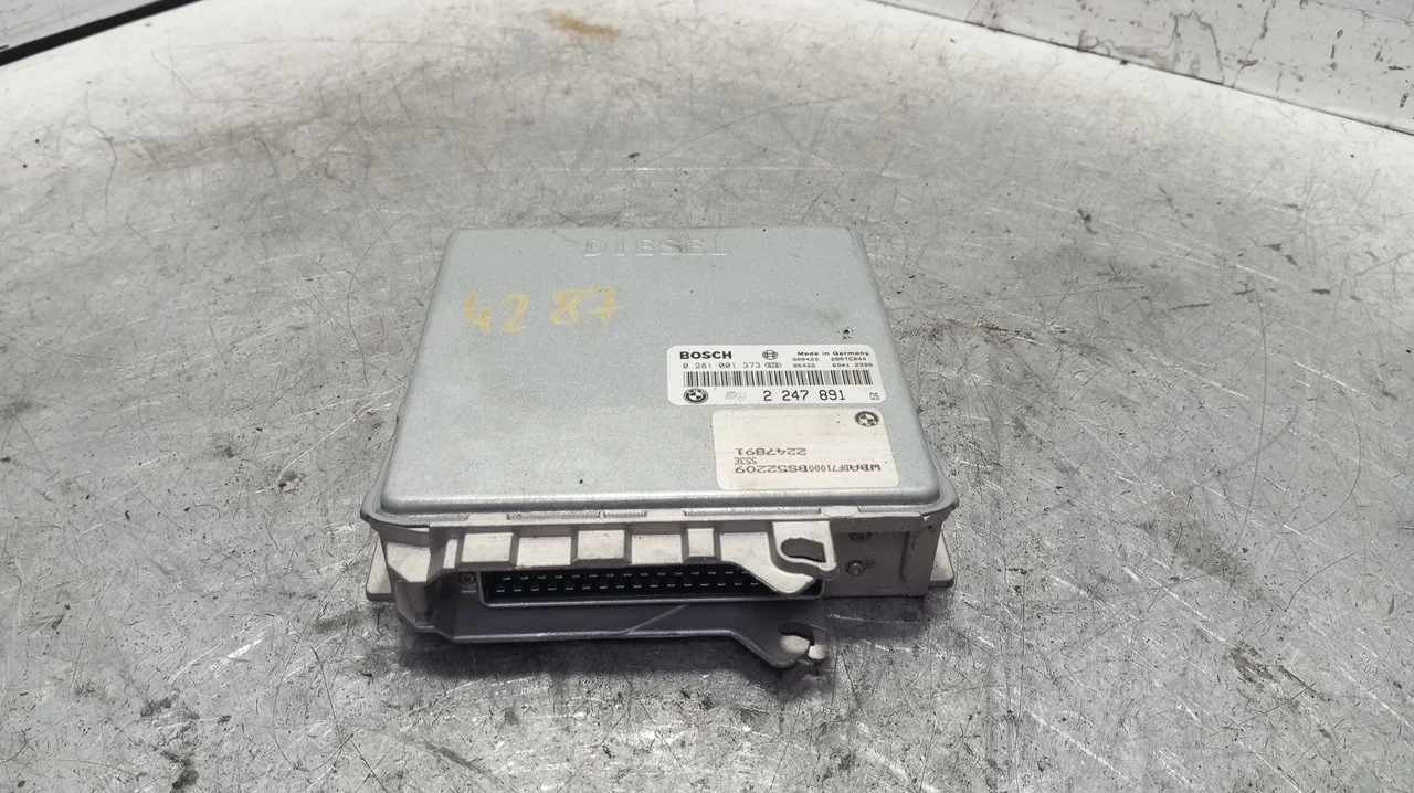 Foto de CENTRALITA MOTOR UCE BMW SERIE 5 BERLINA (E39) 2.5 Turbodiesel CAT (116 CV / 85 KW) referencia 0281001373