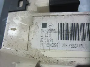 Foto de NO IDENTIFICADO RENAULT MEGANE II COUPE/CABRIO 1.9 dCi Diesel (120 CV / 88 KW) referencia 69420001 foto 3