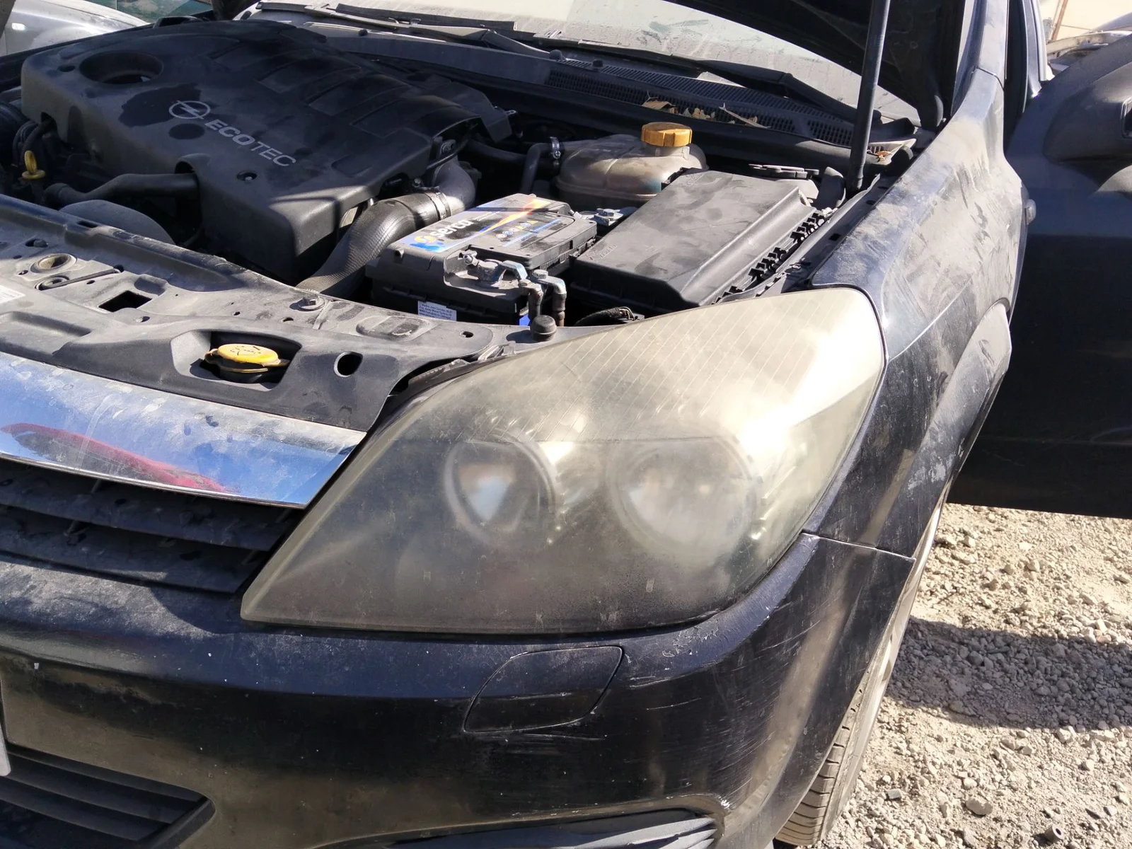 Foto de FARO IZQUIERDO OPEL ASTRA H GTC 1.9 CDTI (120 CV / 88 KW)