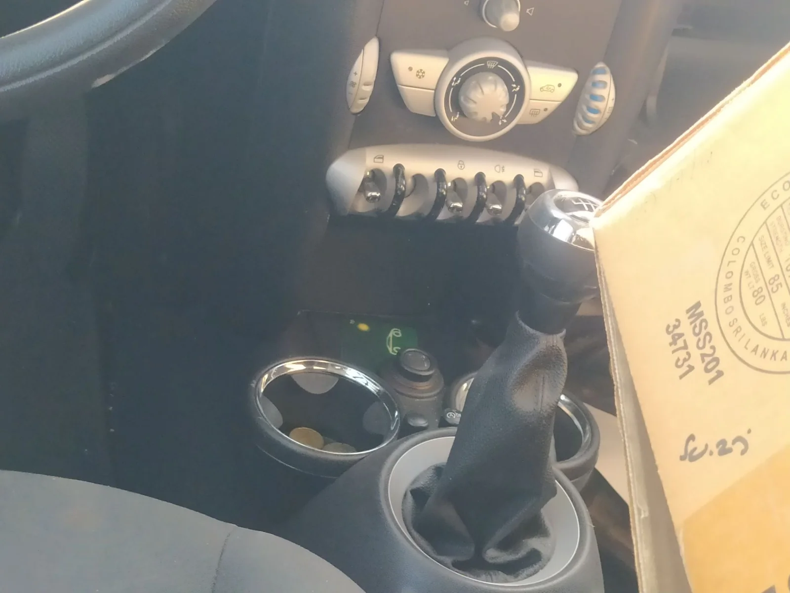 Foto de WARNING MINI MINI (R56) 1.4 16V CAT (95 CV / 70 KW)