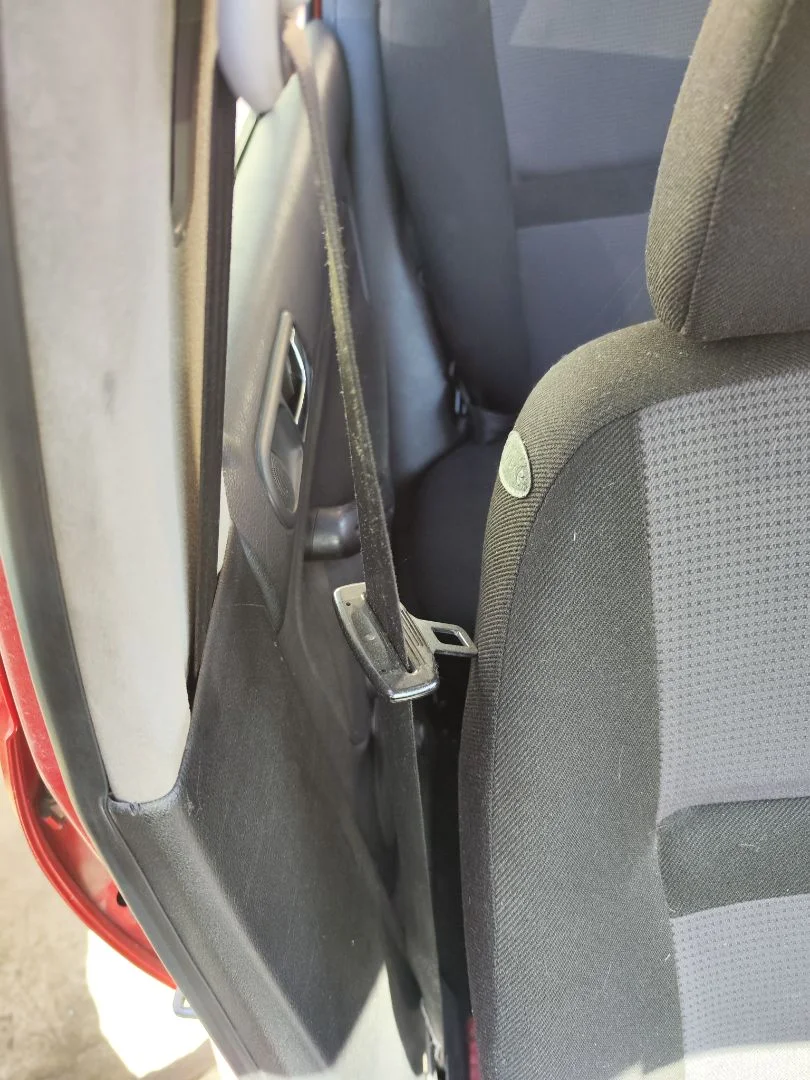 Foto de CINTURON SEGURIDAD DELANTERO DERECHO VOLKSWAGEN GOLF IV BERLINA (1J1)(10.1997) 1.9 TDI (90 CV / 66 KW)