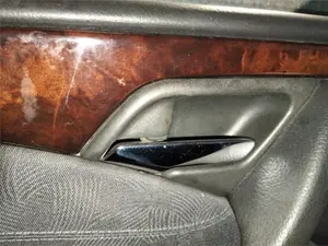 Foto de MANETA INTERIOR DELANTERA IZQUIERDA MERCEDES-BENZ CLASE E (BM 210) BERLINA
