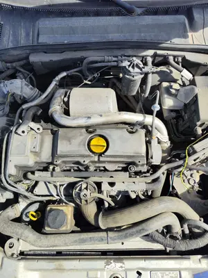 Foto de MOTOR COMPLETO OPEL VECTRA B BERLINA 2.0 DTI (101 CV / 74 KW) referencia X20DTH foto 2
