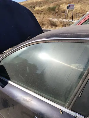 Foto de LUNA DELANTERA IZQUIERDA AUDI A4 BERLINA (8E) 1.9 TDI (131 CV / 96 KW) referencia 8E0845021D