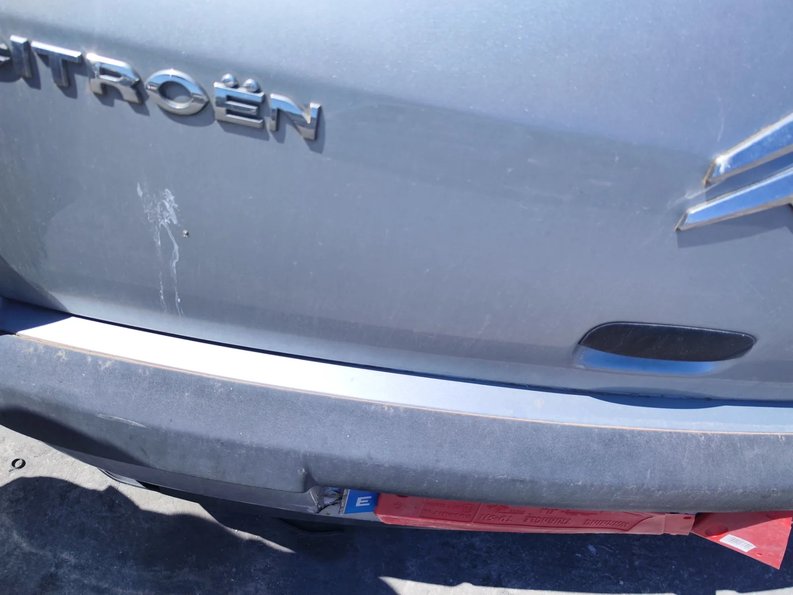 Foto de REFUERZO PARAGOLPES TRASERO CITROEN C4 BERLINA 1.6 16V HDi (90 CV / 66 KW)