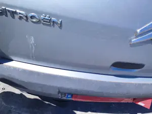 Foto de REFUERZO PARAGOLPES TRASERO CITROEN C4 BERLINA 1.6 16V HDi (90 CV / 66 KW)