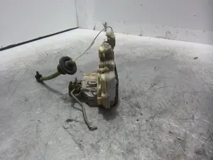 Foto de CERRADURA PUERTA TRASERA IZQUIERDA AUDI A4 AVANT (8E) 2.5 V6 24V TDI (163 CV / 120 KW) referencia 4F0839015 foto 6