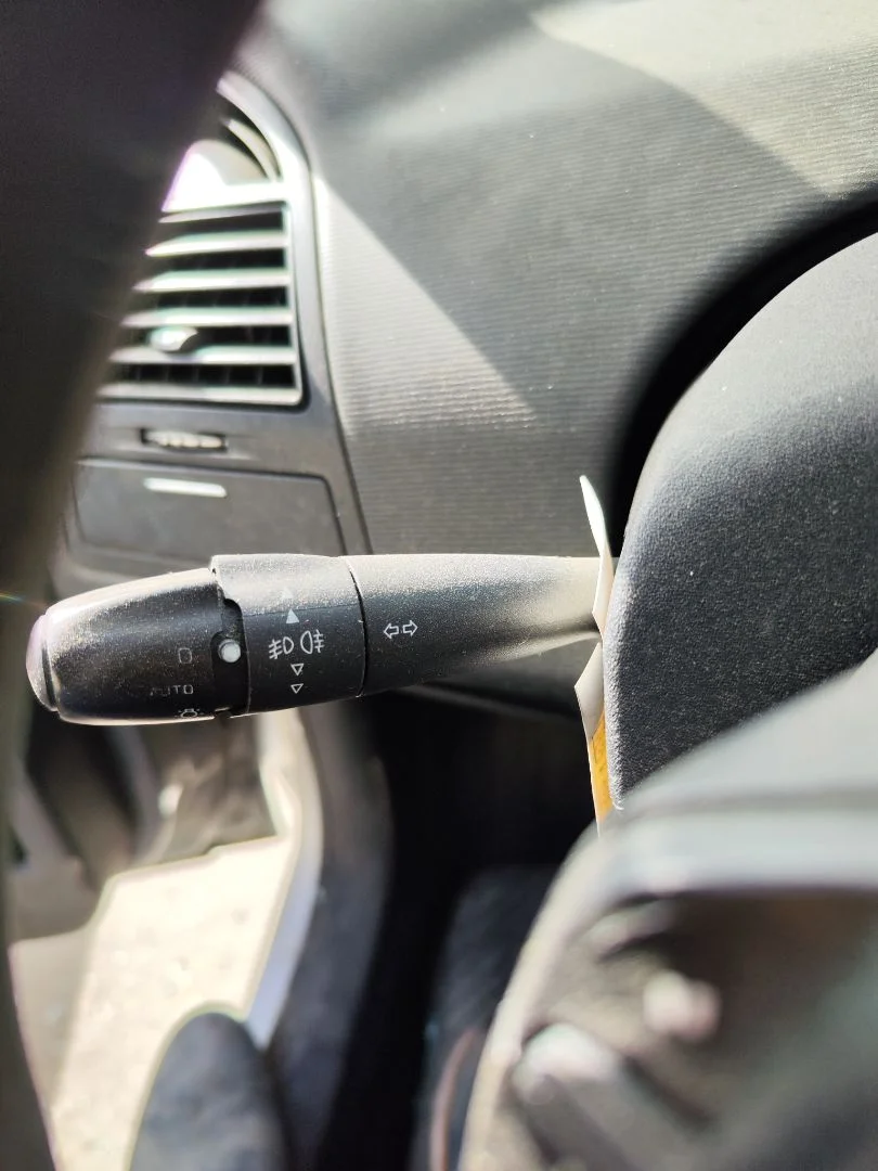 Foto de MANDO MULTIFUNCION CITROEN C4 BERLINA 1.6 16V HDi (90 CV / 66 KW)