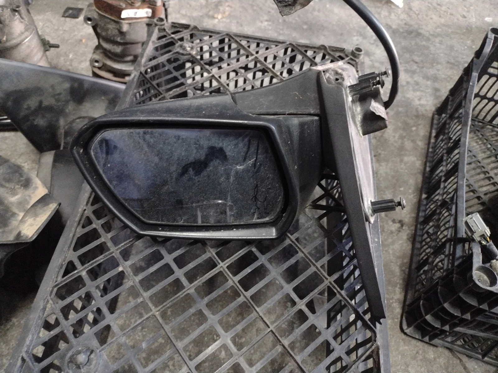Foto de RETROVISOR DERECHO FORD MONDEO BERLINA (GE) 2.0 16V DI TD CAT (116 CV / 85 KW)