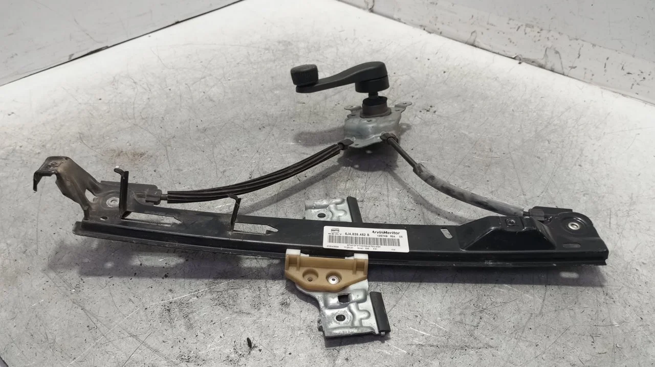 Foto de ELEVALUNAS TRASERO DERECHO SEAT IBIZA BERLINA (6J5) 1.4 TDI (80 CV / 59 KW) referencia 6J4839462B