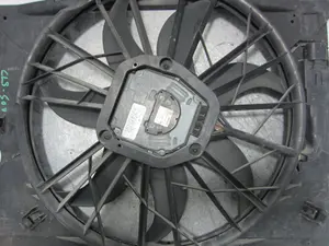 Foto de ELECTROVENTILADOR MERCEDES-BENZ CLASE S (BM 220) BERLINA 5.0 V8 24V CAT (306 CV / 225 KW) referencia A2115001693 foto 4