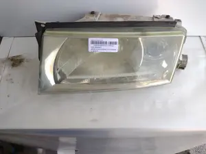 Foto de FARO IZQUIERDO SKODA OCTAVIA BERLINA (1U2) 1.9 TDI (90 CV / 66 KW) referencia 1U1941015L