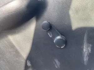 Foto de MANETA ELEVALUNAS TRASERA IZQUIERDA NISSAN ALMERA (N15) 2.0 Diesel (75 CV / 55 KW)