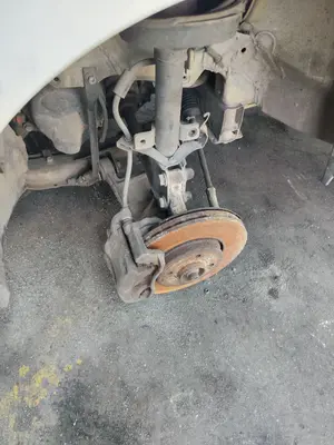 Foto de BRAZO SUSPENSION DELANTERO DERECHO RENAULT KANGOO I (F/KC0) 1.9 dCi Diesel CAT (84 CV / 62 KW)