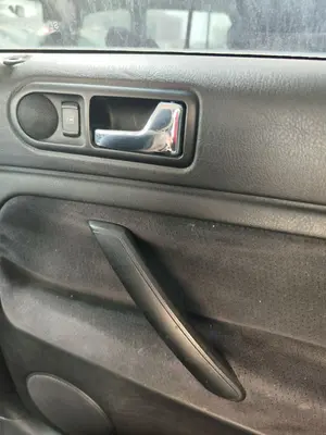 Foto de ELEVALUNAS TRASERO DERECHO VOLKSWAGEN PASSAT VARIANT (3B5) 1.9 TDI (110 CV / 81 KW) referencia 3B9839462A