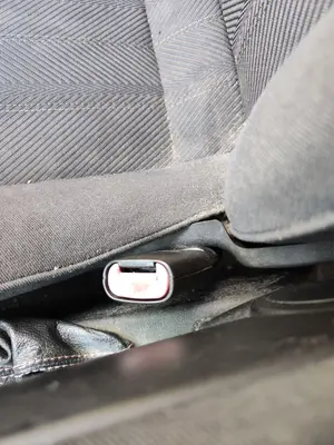 Foto de PRETENSOR AIRBAG DERECHO ALFA ROMEO 147 (190) 1.9 JTD CAT (110 CV / 81 KW)