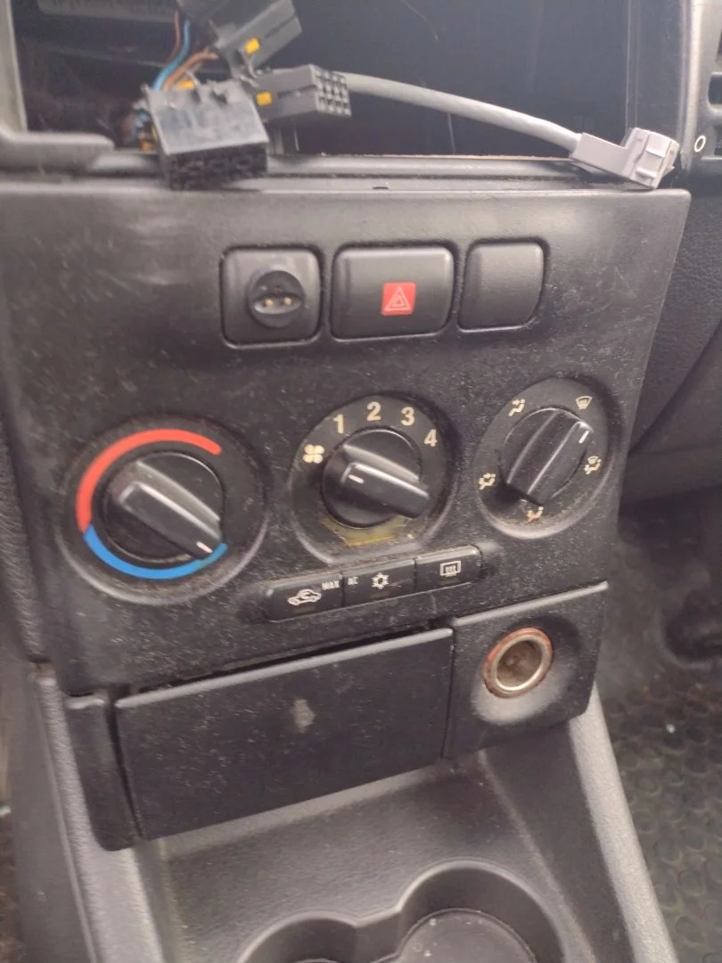 Foto de MANDO CALEFACCION / AIRE ACONDICIONADO OPEL ZAFIRA A 2.0 DTI (101 CV / 74 KW)