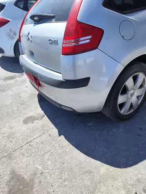 Foto de PARAGOLPES TRASERO CITROEN C4 BERLINA 1.6 16V HDi (90 CV / 66 KW) referencia 7410W9 foto 4