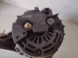Foto de ALTERNADOR VOLVO S60 BERLINA 2.5 20V Turbo CAT (209 CV / 154 KW) referencia 0124525029 foto 4