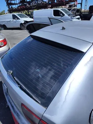 Foto de PORTON TRASERO SEAT LEON (1M1) 1.9 TDI (90 CV / 66 KW) foto 3