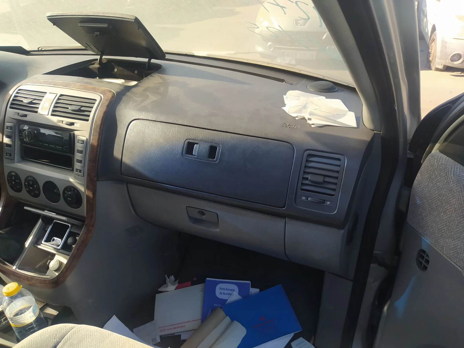 Foto de AIRBAG DELANTERO DERECHO KIA CARNIVAL II (FL) 2.9 CRDi CAT (144 CV / 106 KW) referencia 0K53A57K50