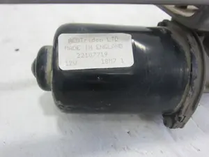 Foto de MOTOR LIMPIA DELANTERO OPEL CORSA B 1.0 12V CAT (X 10 XE / LW3) (54 CV / 40 KW) referencia 22107719 foto 5