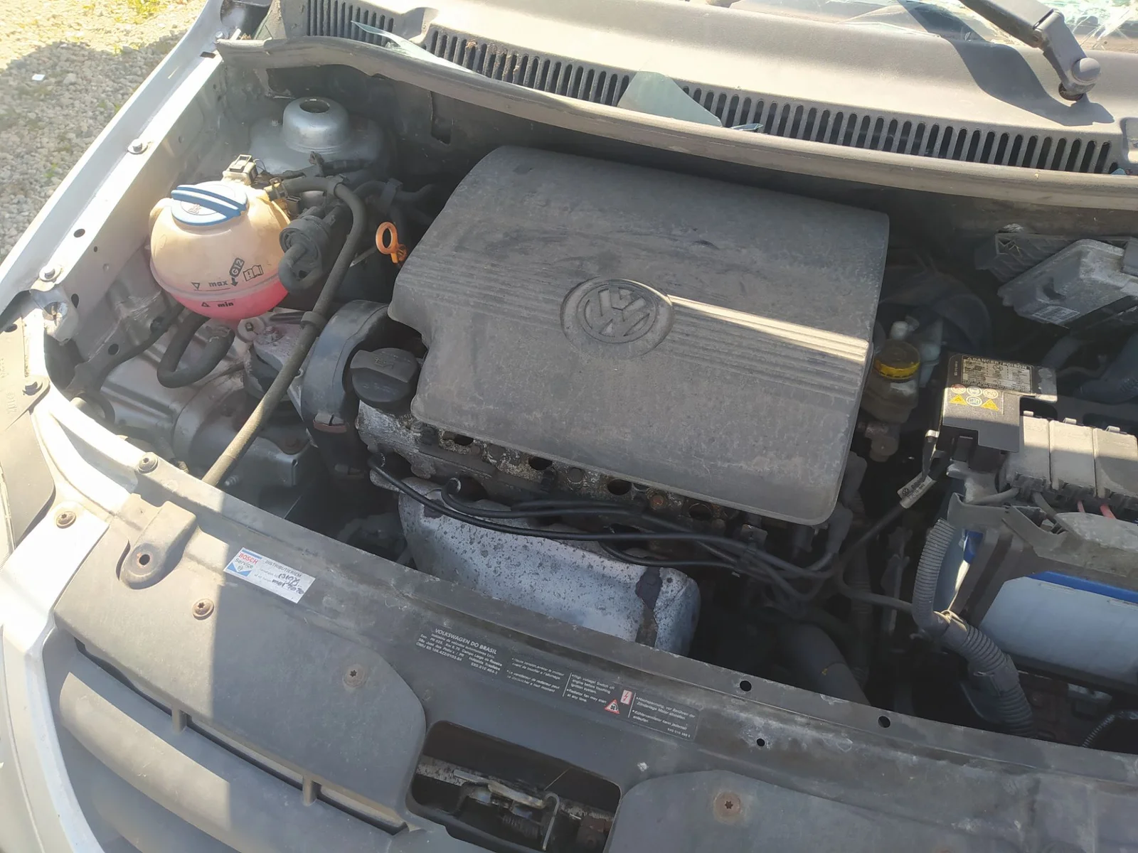 Foto de TUBOS AIRE ACONDICIONADO VOLKSWAGEN FOX (5Z1)(04.2005) 1.4 (75 CV / 55 KW)