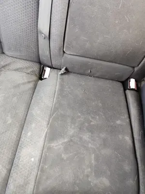 Foto de ENGANCHE CINTURON TRASERO IZQUIERDO RENAULT MEGANE II BERLINA 3P 1.9 dCi Diesel (120 CV / 88 KW)